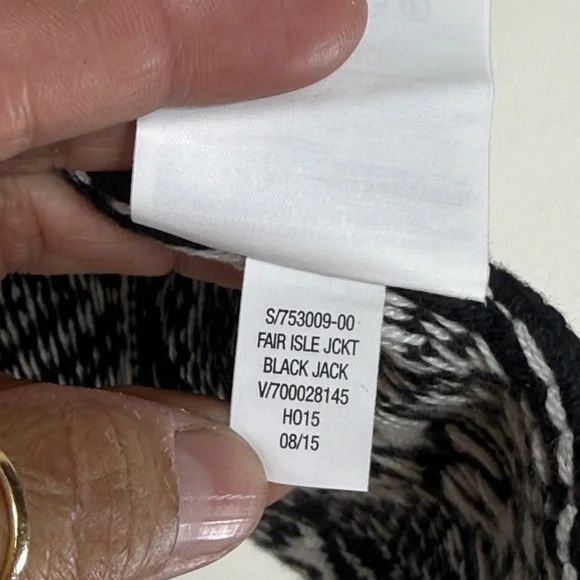 (H1)Old Navy, black and white,Aztec style
Cardigan sweater,LG
Heavyweight cotton - Picture 6 of 11